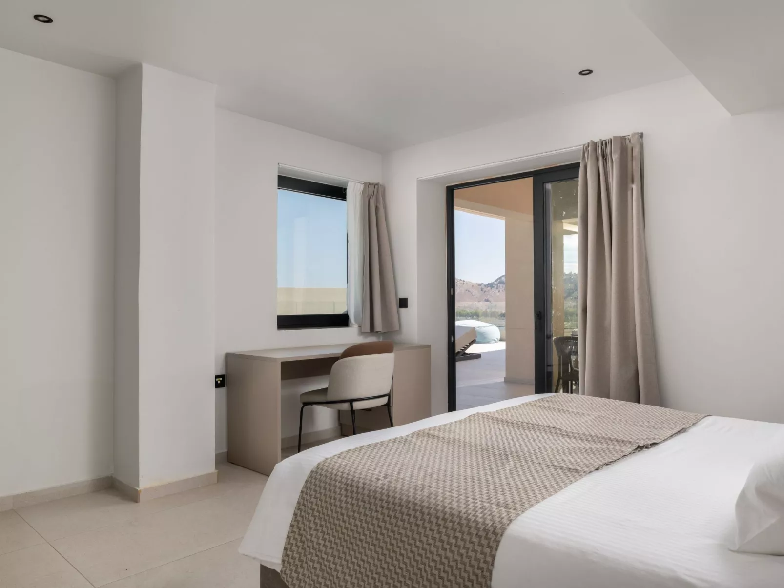 Trapezia Luxury Living -Türkis-Binnen