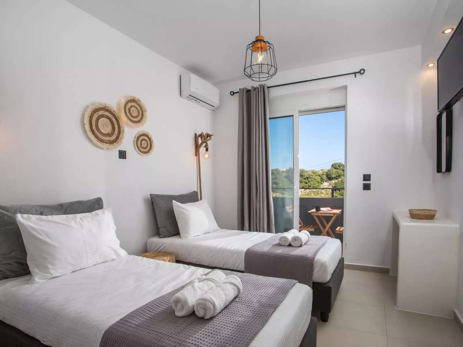 Armonikon Pool Villa 2-Binnen