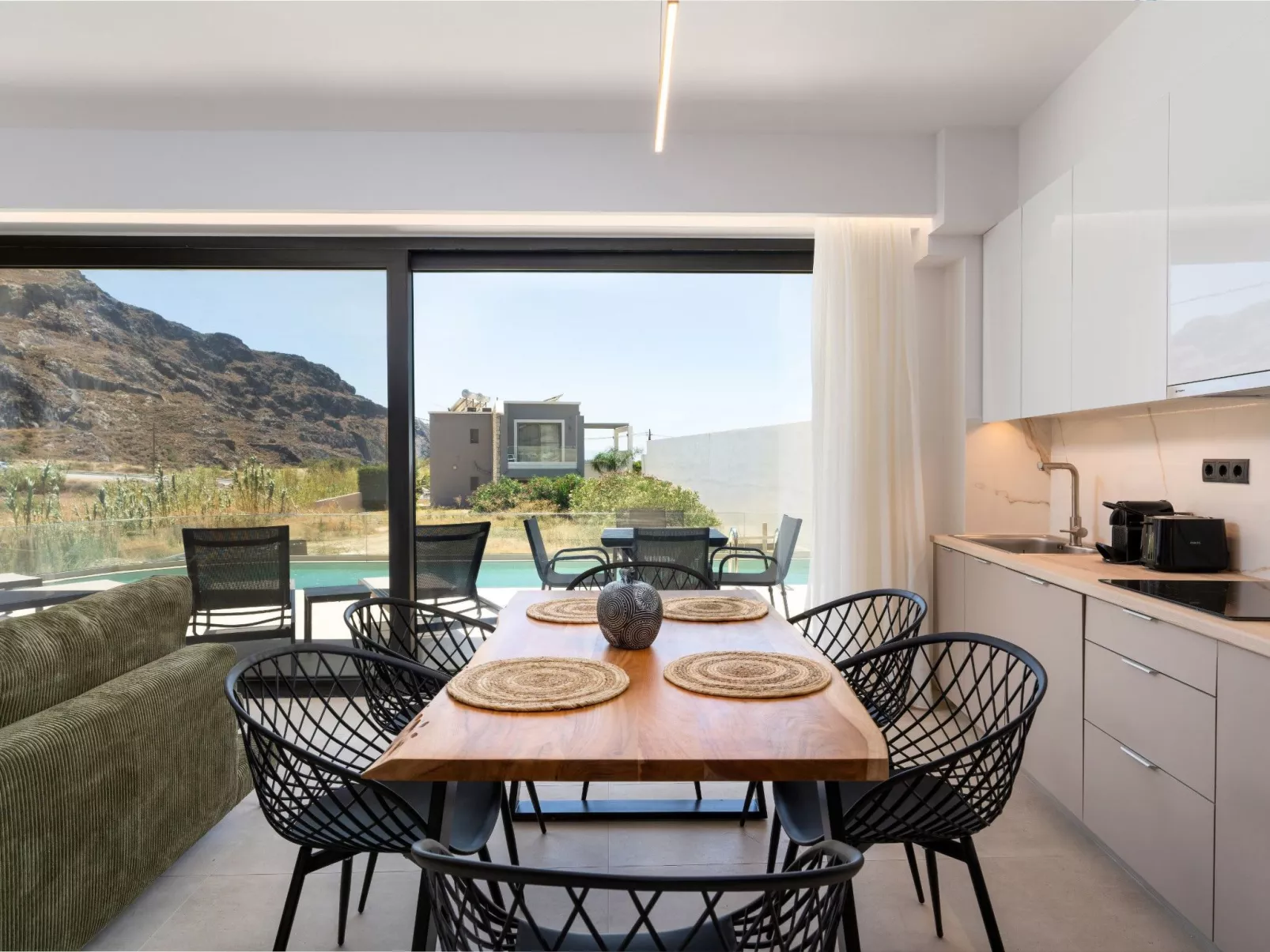 Neue Villa Anemoni mit privatem Pool, 100m zum Strand-Binnen