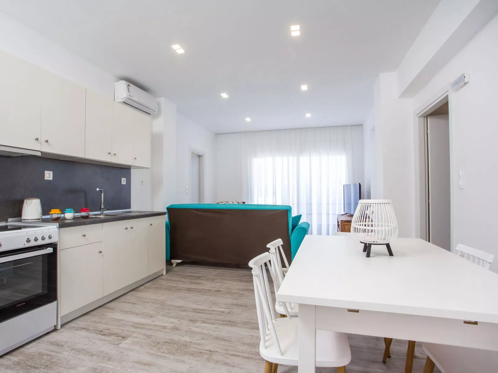 Ammos Apartment - in neu gebautem Designerhaus-Binnen