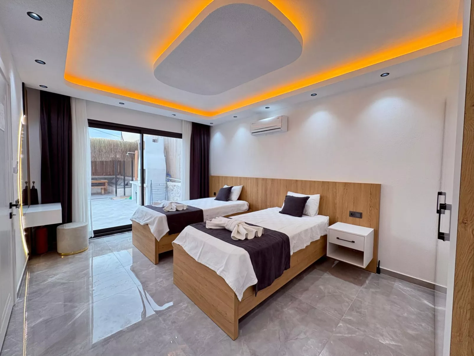 Villa Veran-Image-tags.info