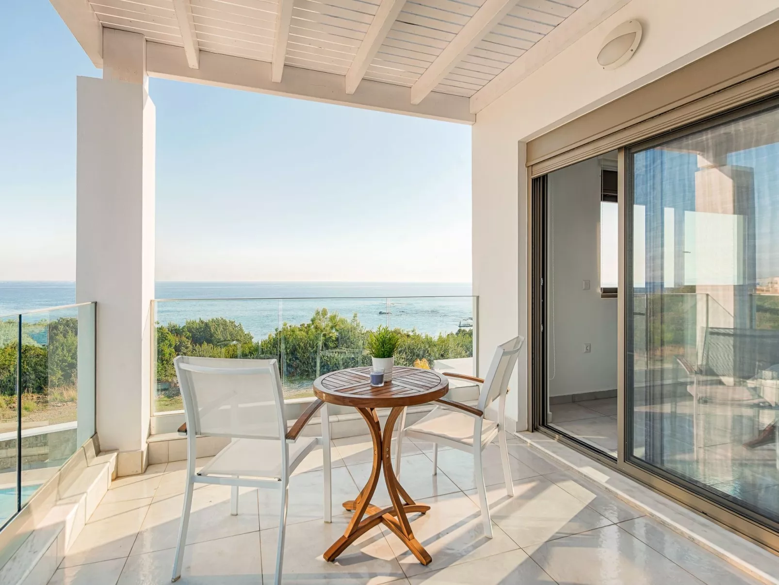 Sea La vie Villa-Image-tags.info