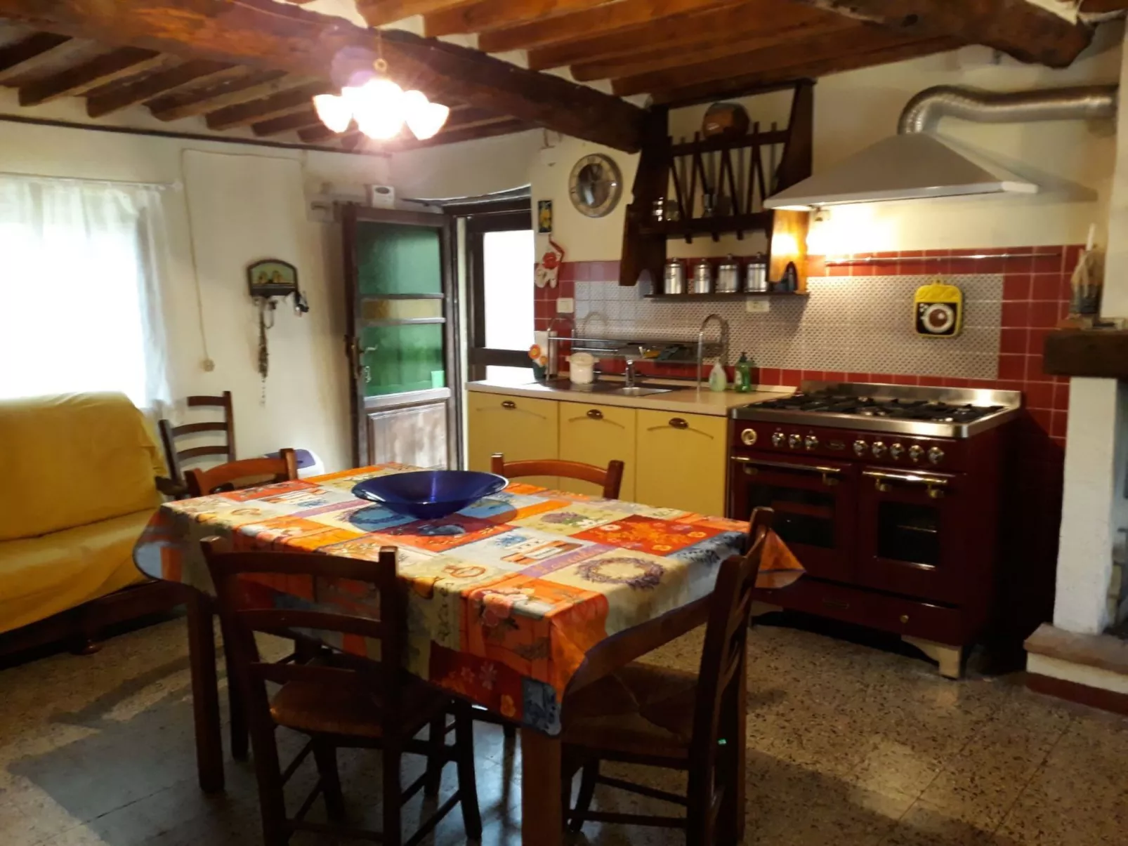 'Graceland' mit Garten und Terrasse-Binnen