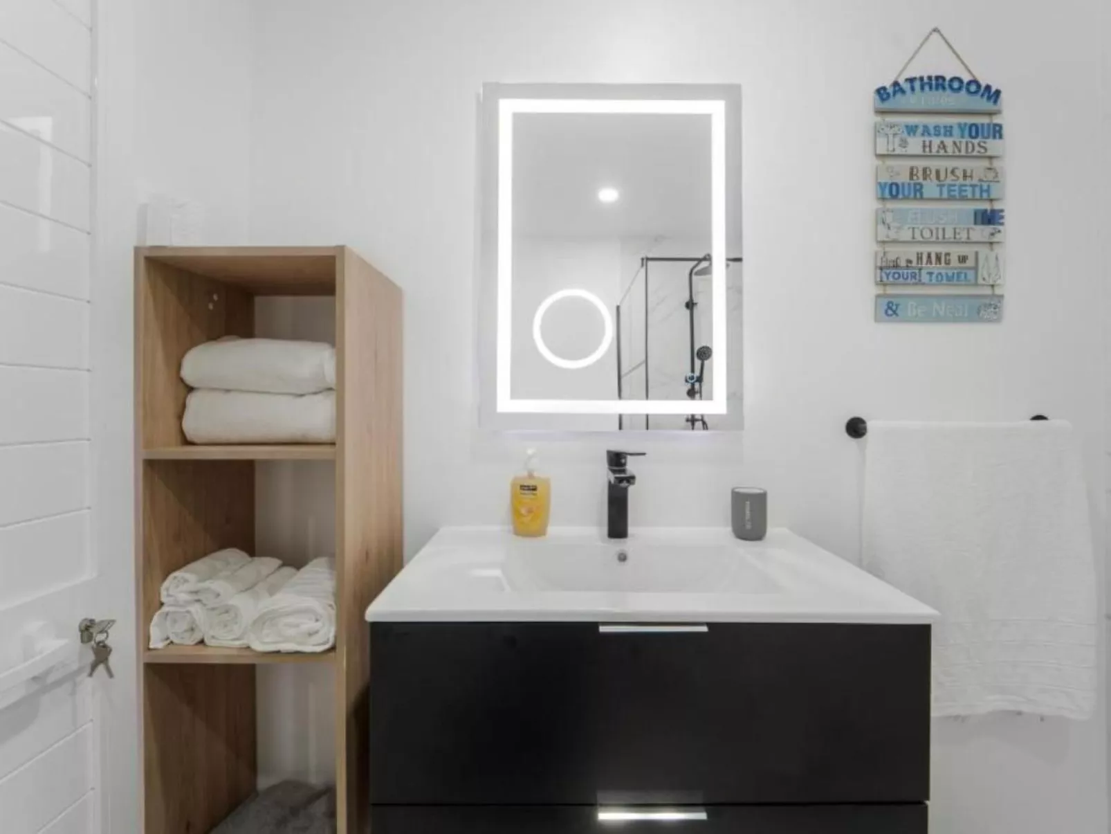 "Telvina House" mit eigenem Garten-Image-tags.info