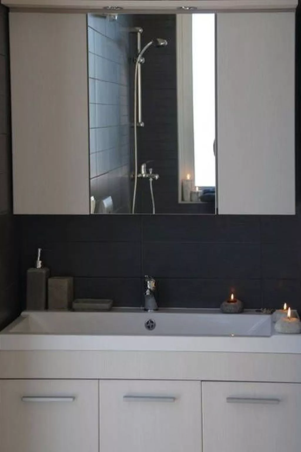 Charmantes Ferienhaus in Archangelos mit großem Balkon-Binnen