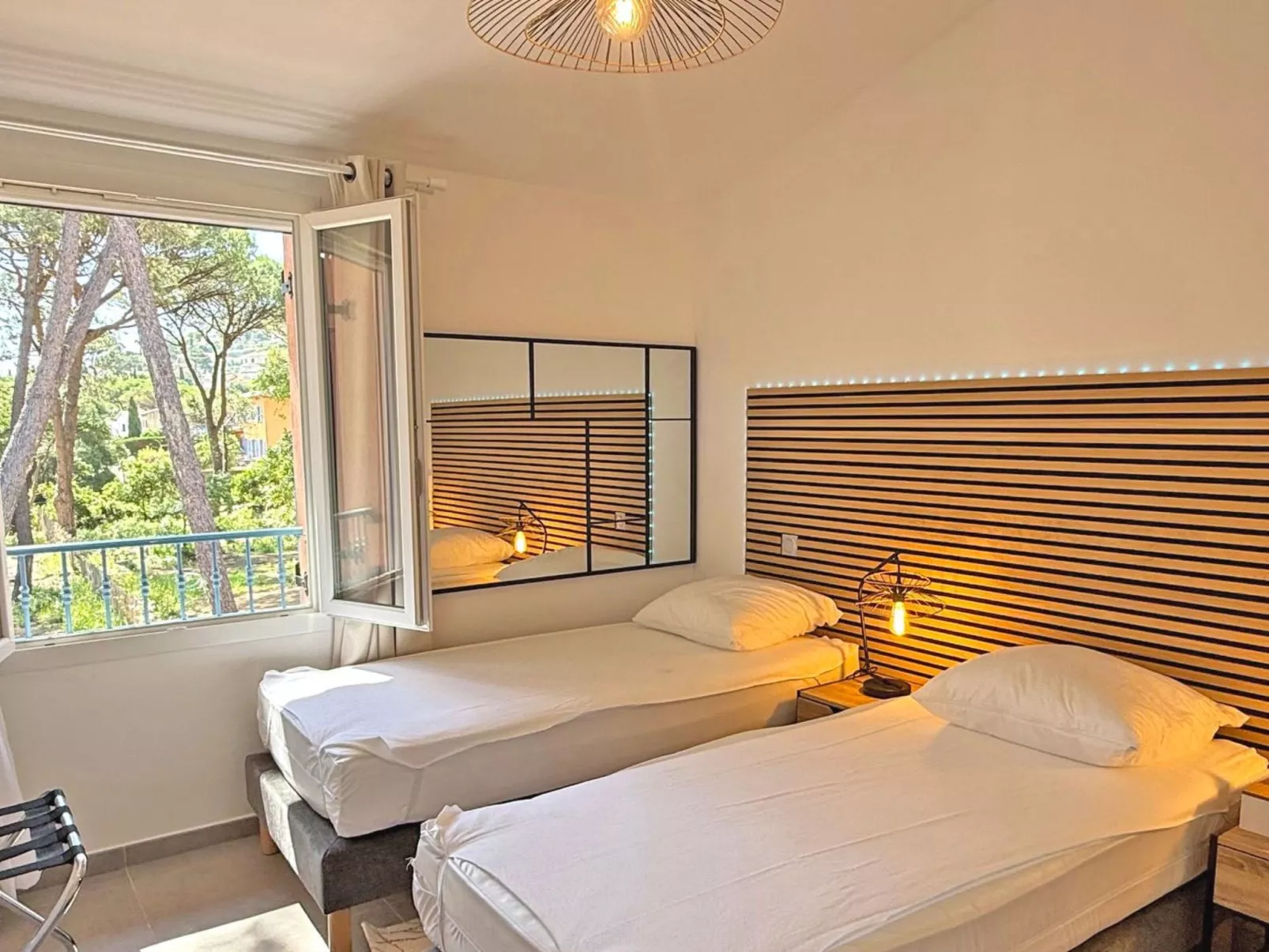 Haus 10 Personen, Klimaanlage, Privater Swimmingpool-Image-tags.info