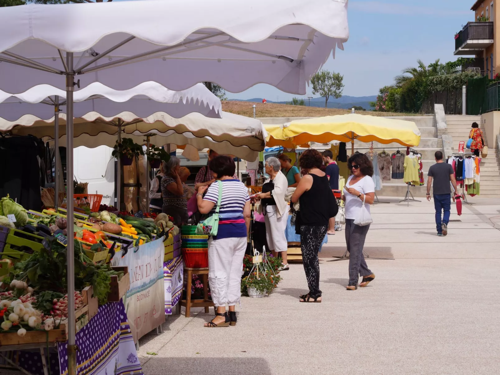 Kleine Villa an der Cote d´Azur-Buiten