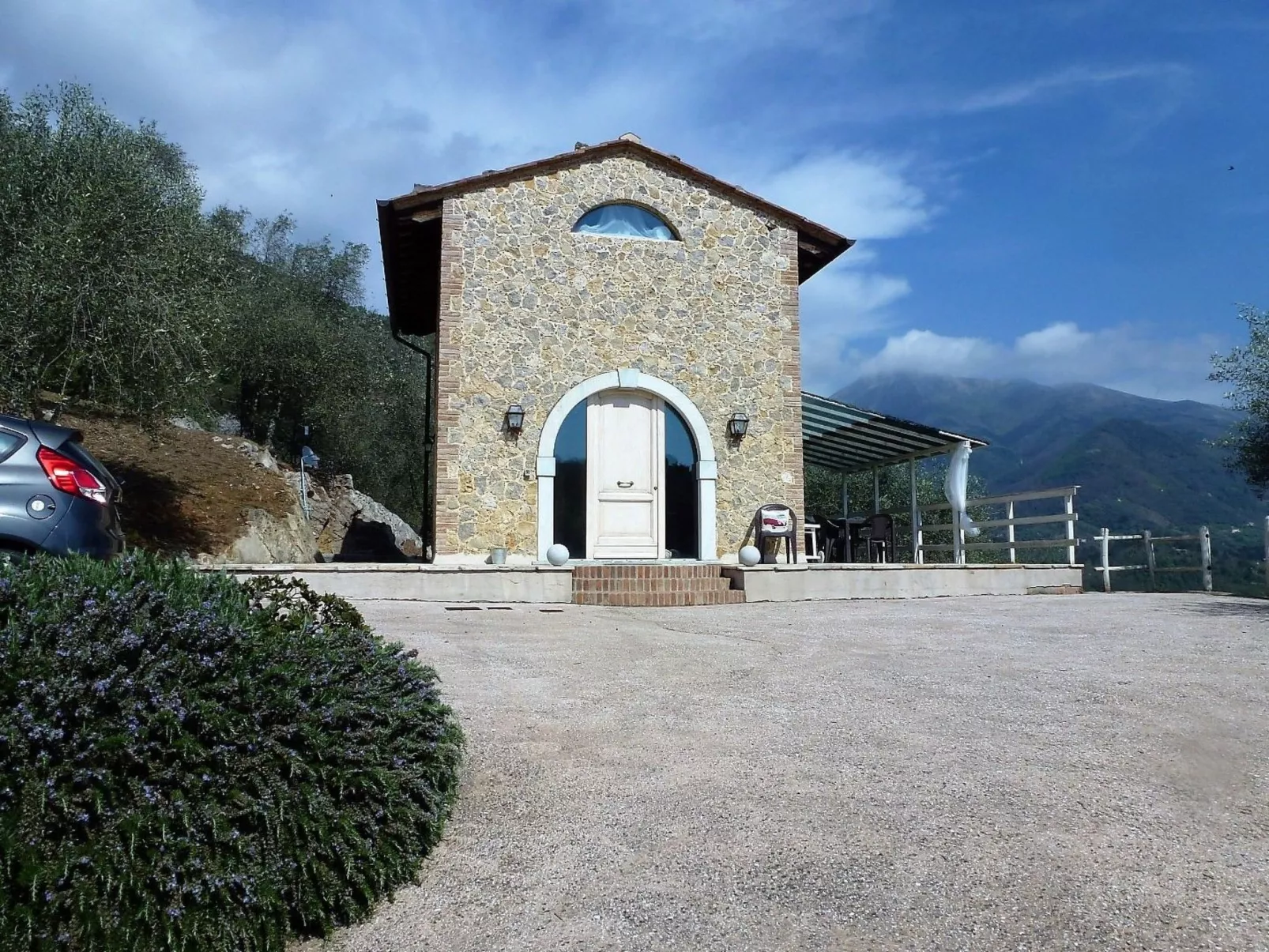 Rustico in schöner,ruhiger Lage mit Privatpool-Buiten