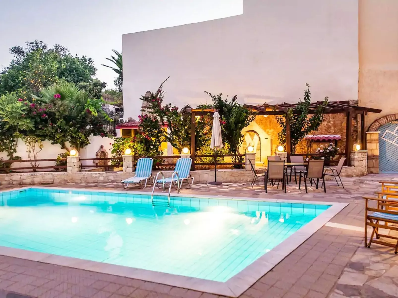 Villa Amarandos-Buiten