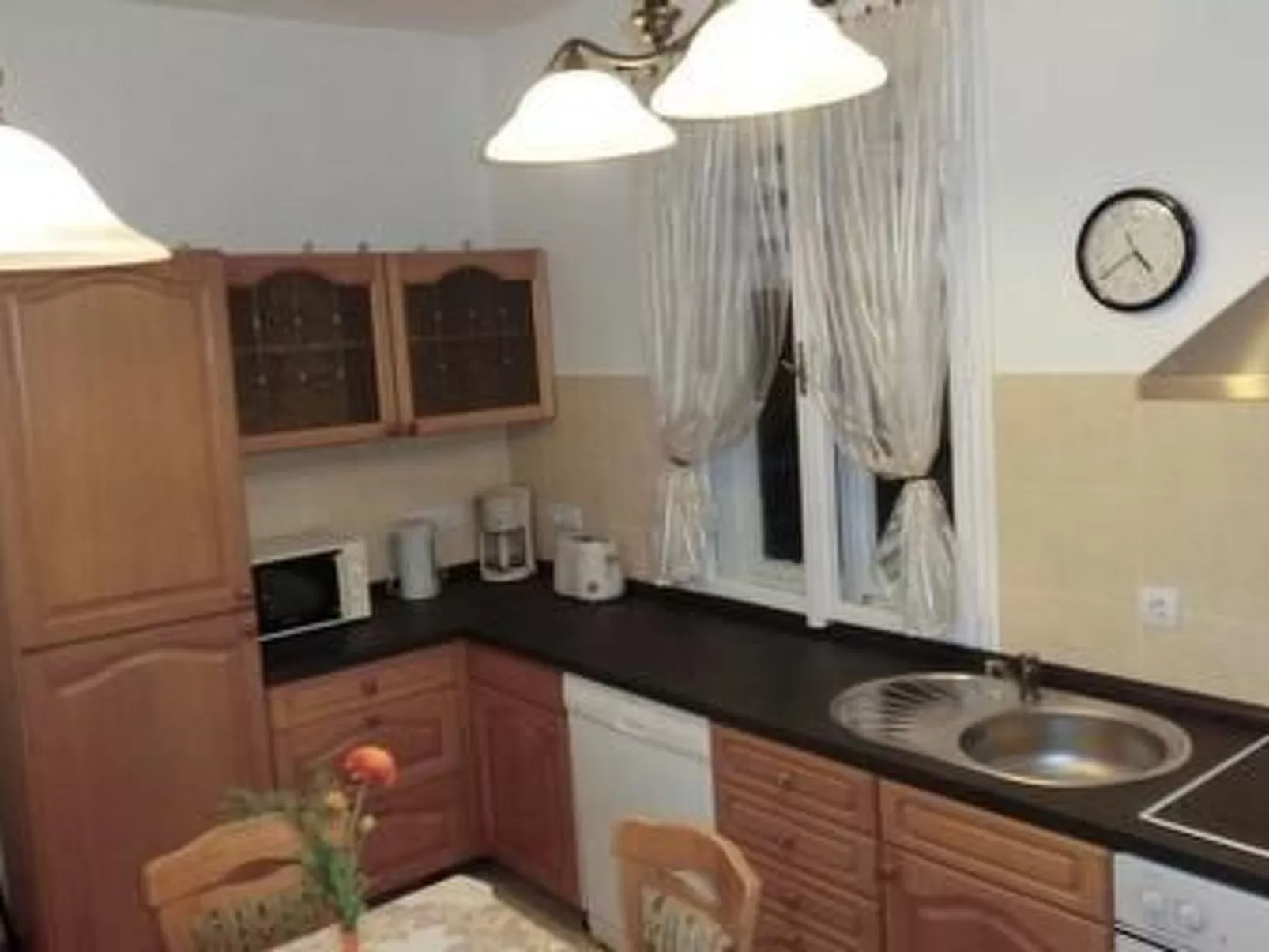 Haus in Budapest-Image-tags.info