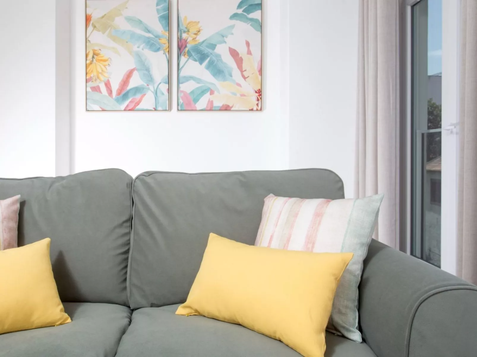 "BJ Apartment Funchal III"-Image-tags.info