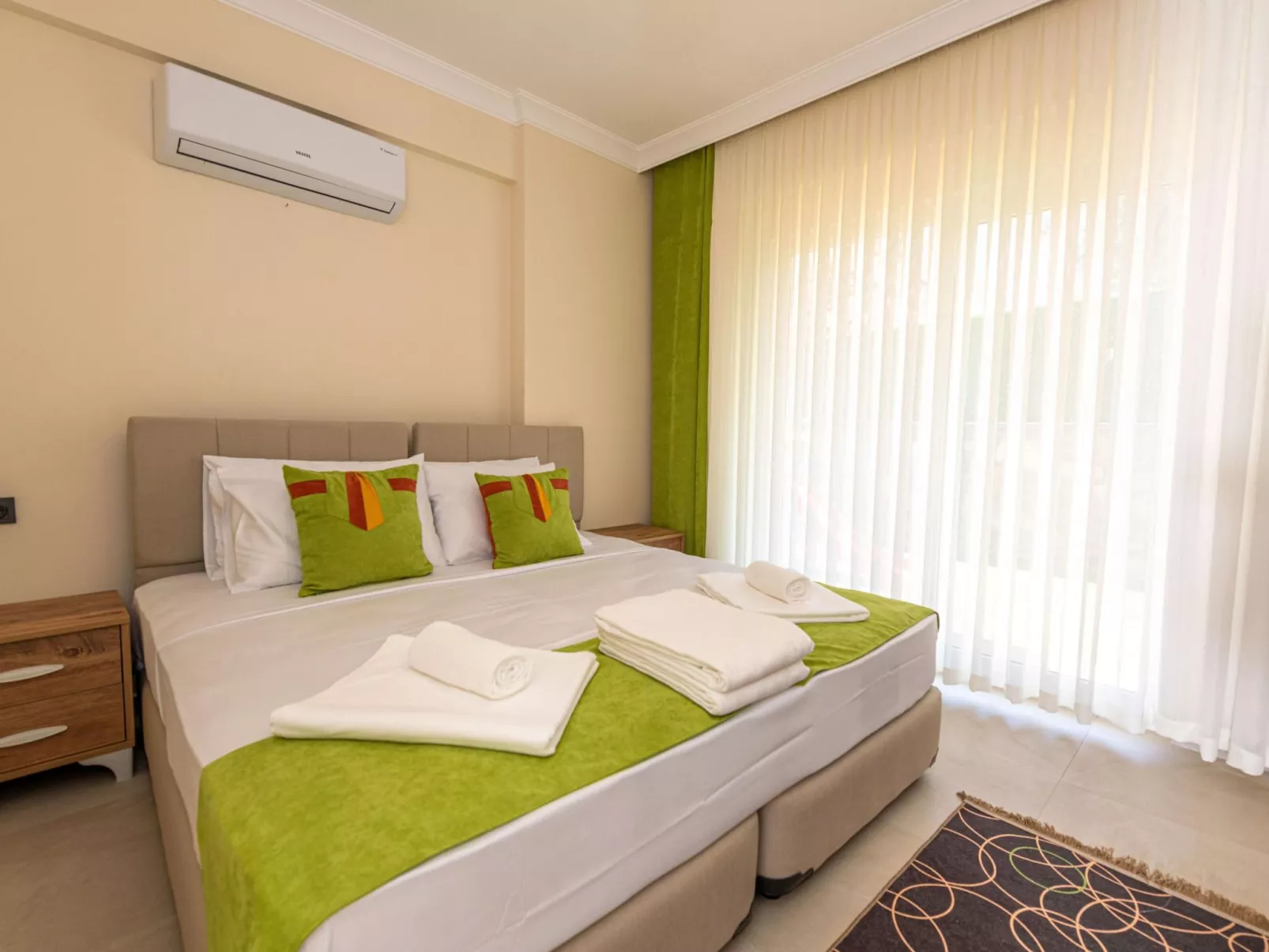 Große für Villa bis zu 9 Personen-Image-tags.info