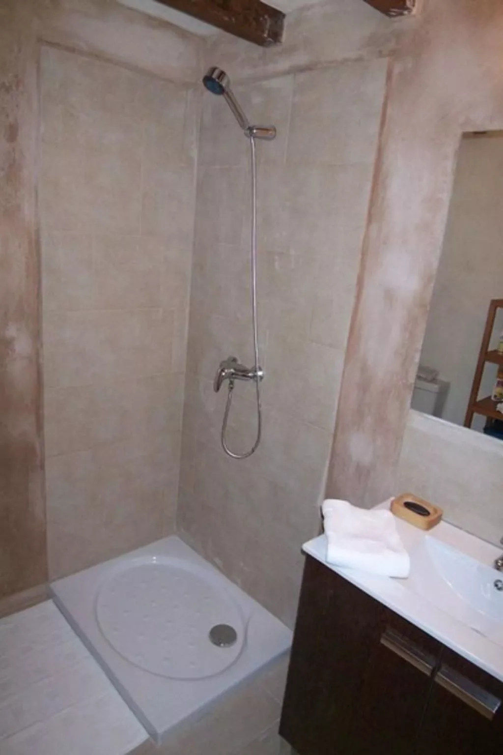 Studio Apartment-Image-tags.info