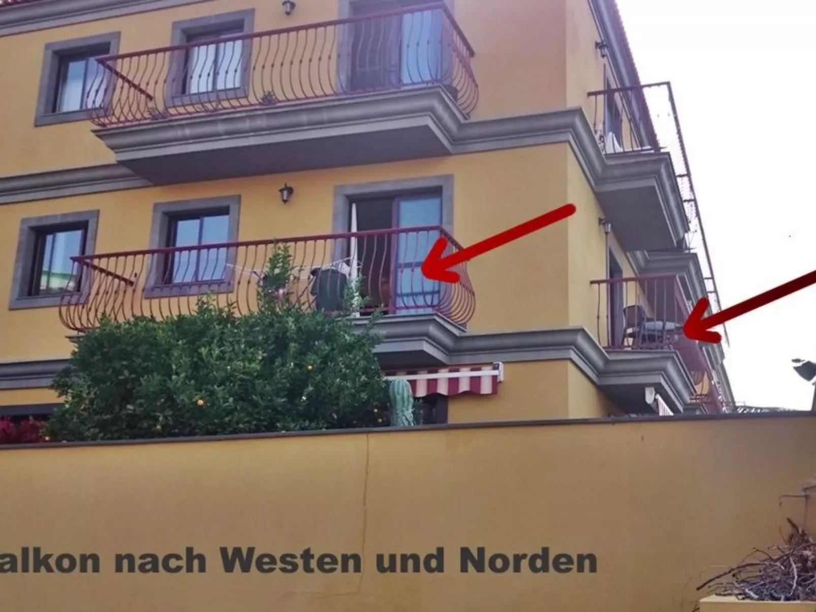 Belair mit Pool - Buiten