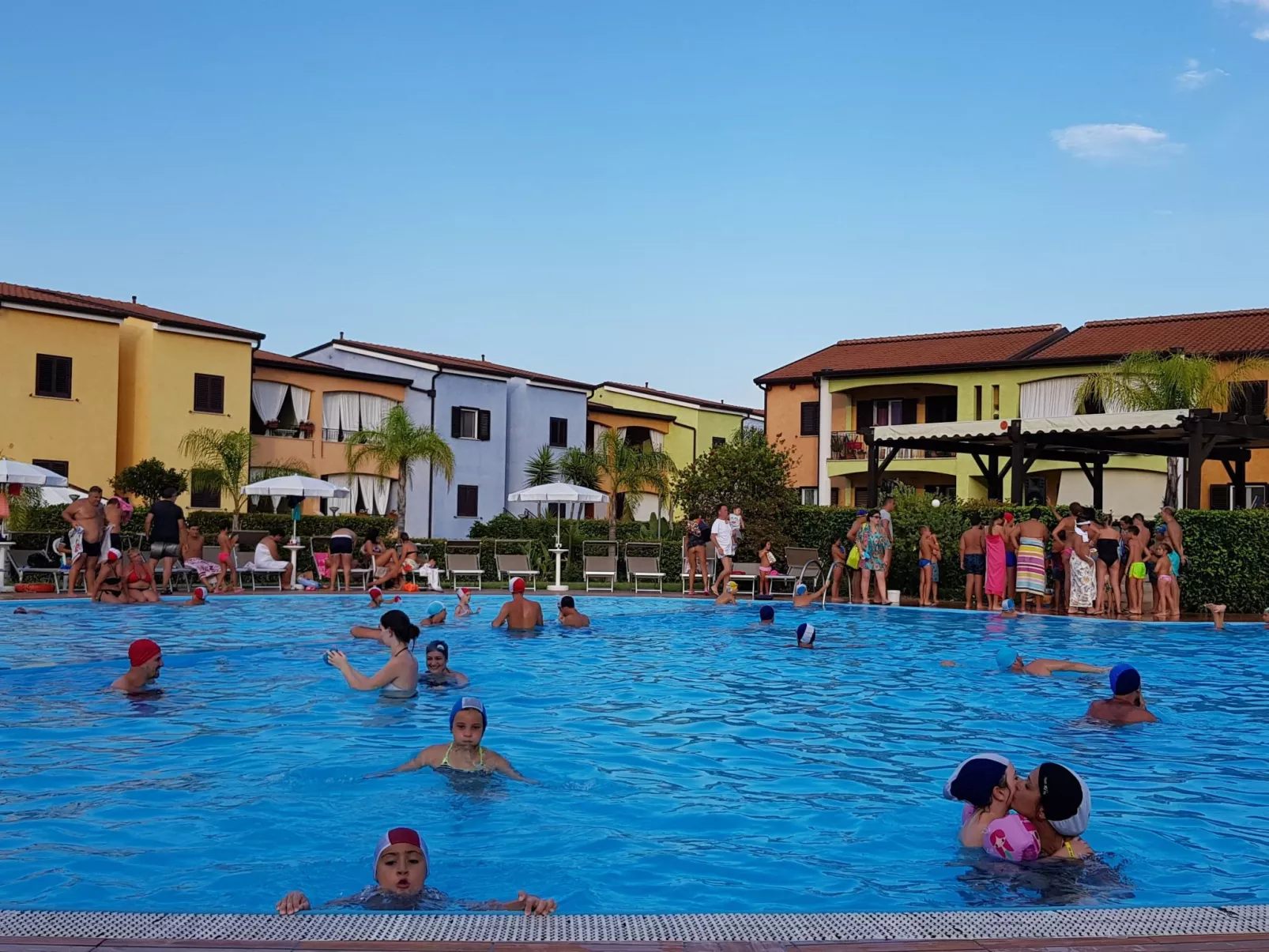 Wohnung 'Artemide' mit Infinity-Pool-Image-tags.info