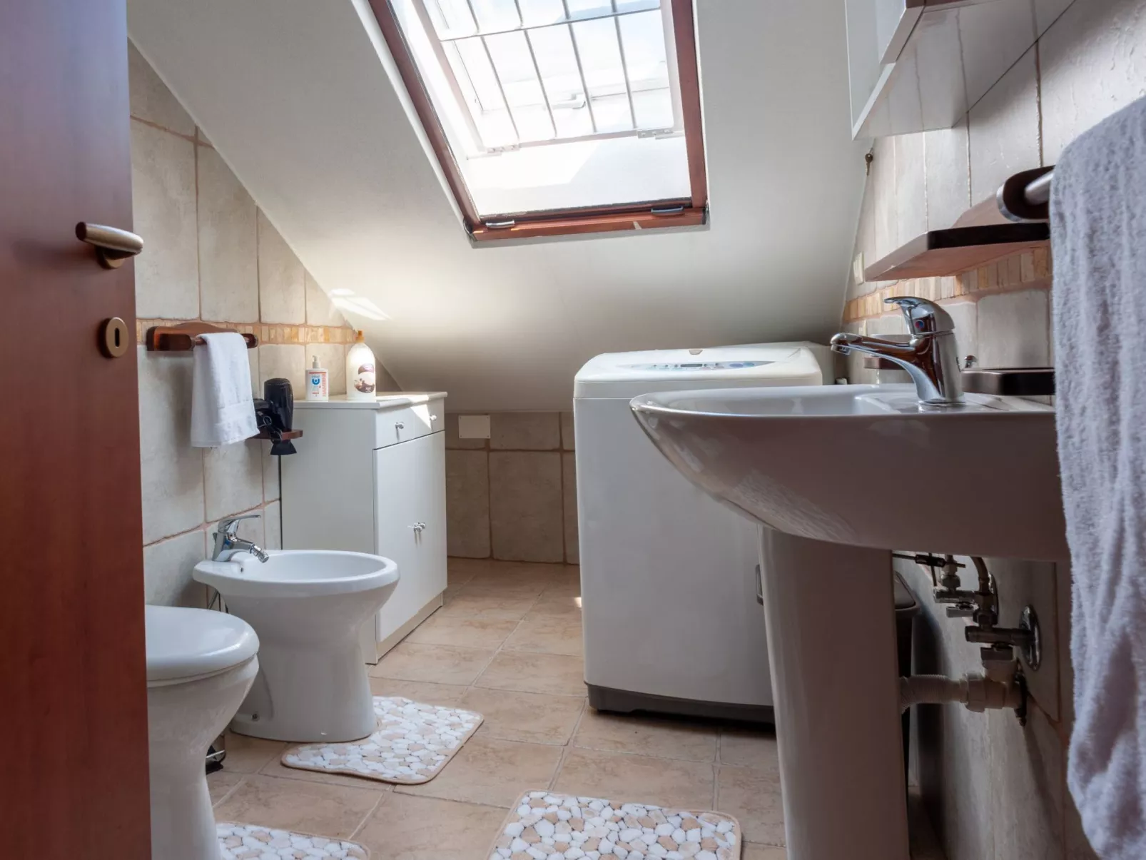 'Chloe-Image-tags.info