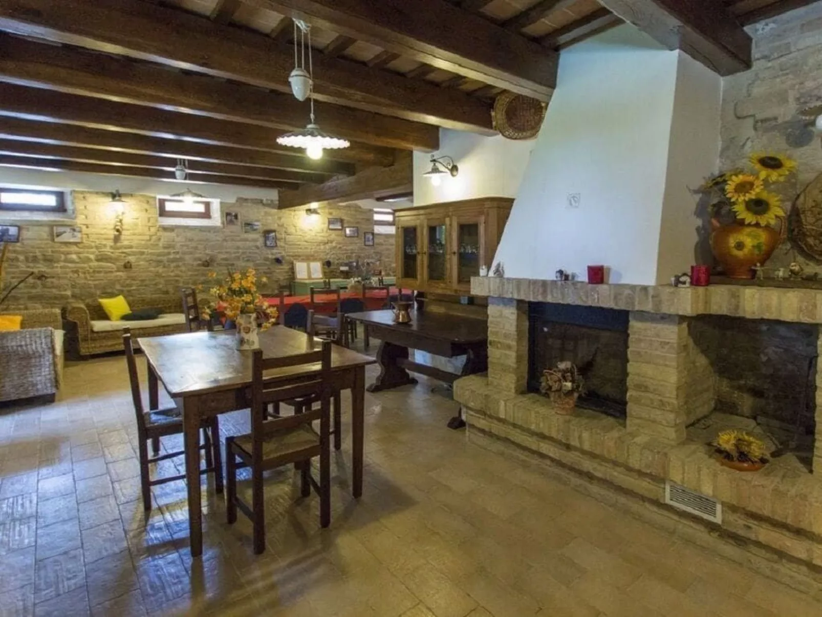 Erschwingliche Villa mit privatem Pool-Binnen