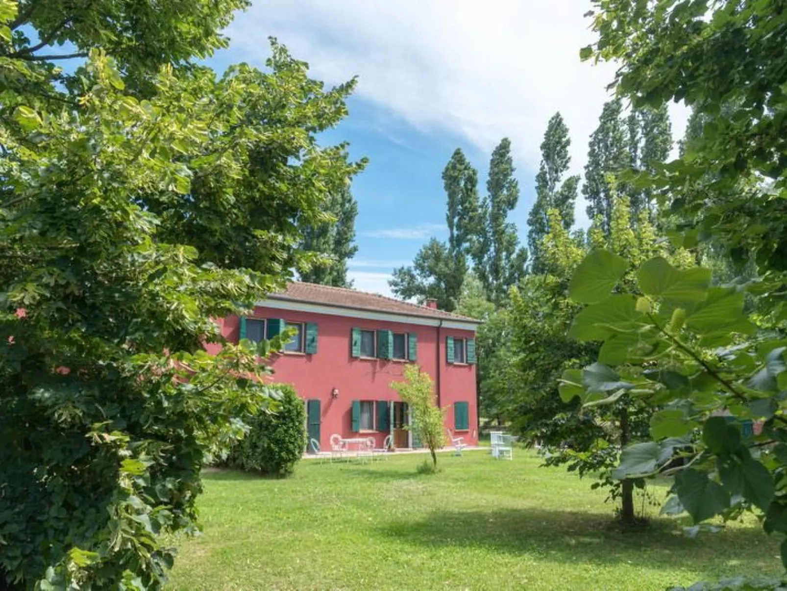 Villa mit Gemeinschaftspool zwischen Ferrara und Venezia-Buiten
