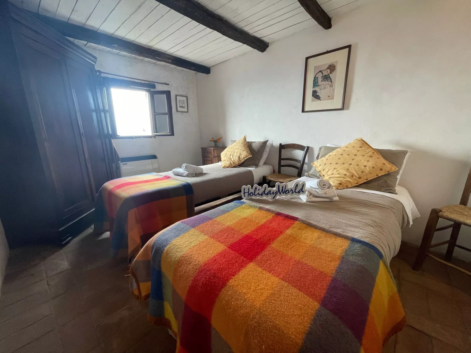 The Tower by Holiday World-Binnen