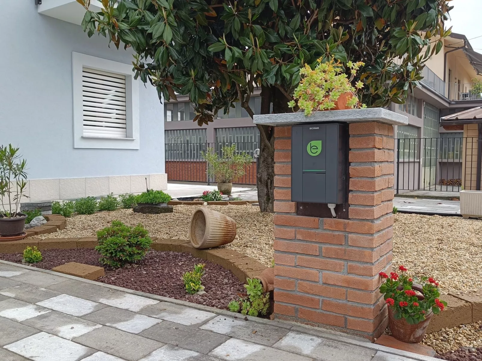 Lucà Wohnungen mit Bergblick-Image-tags.info