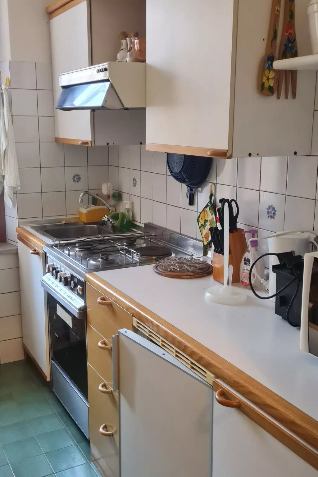 Mit Privatparkplatz-Binnen