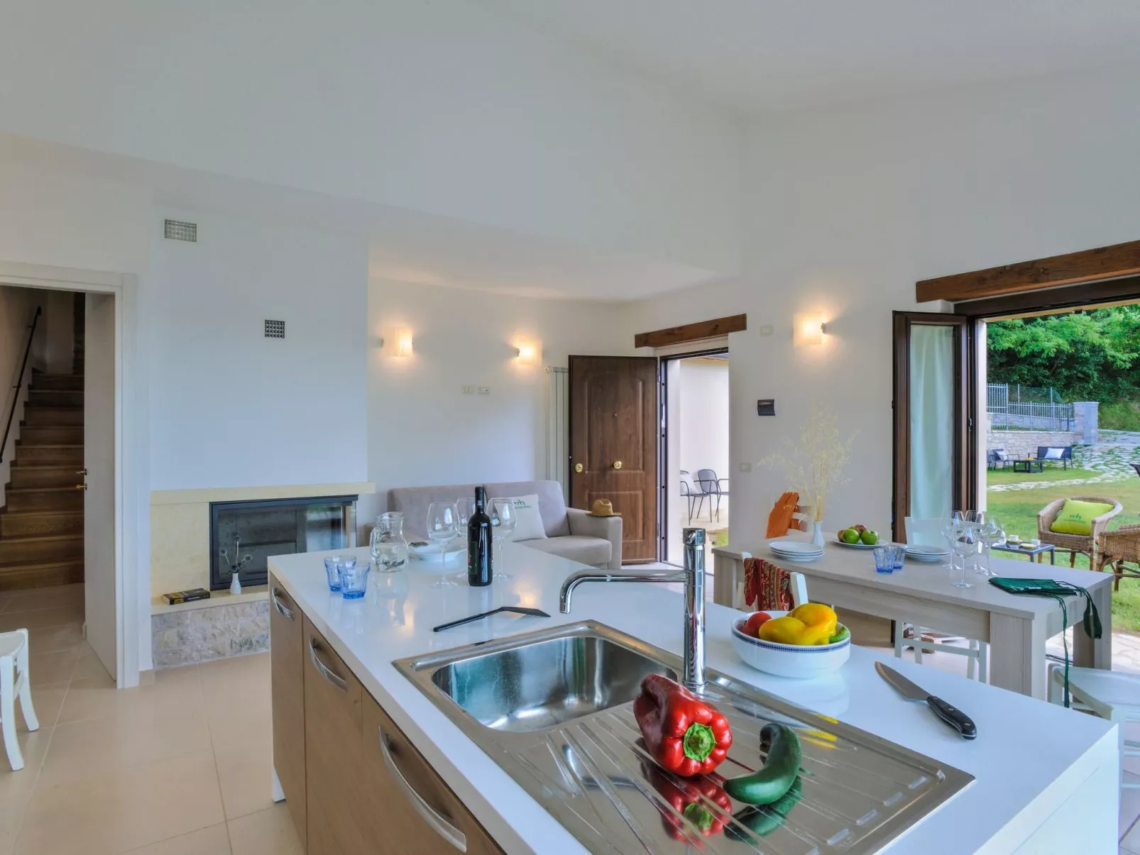 Acquanera - Marcheholiday, mit privatem Pool-Binnen