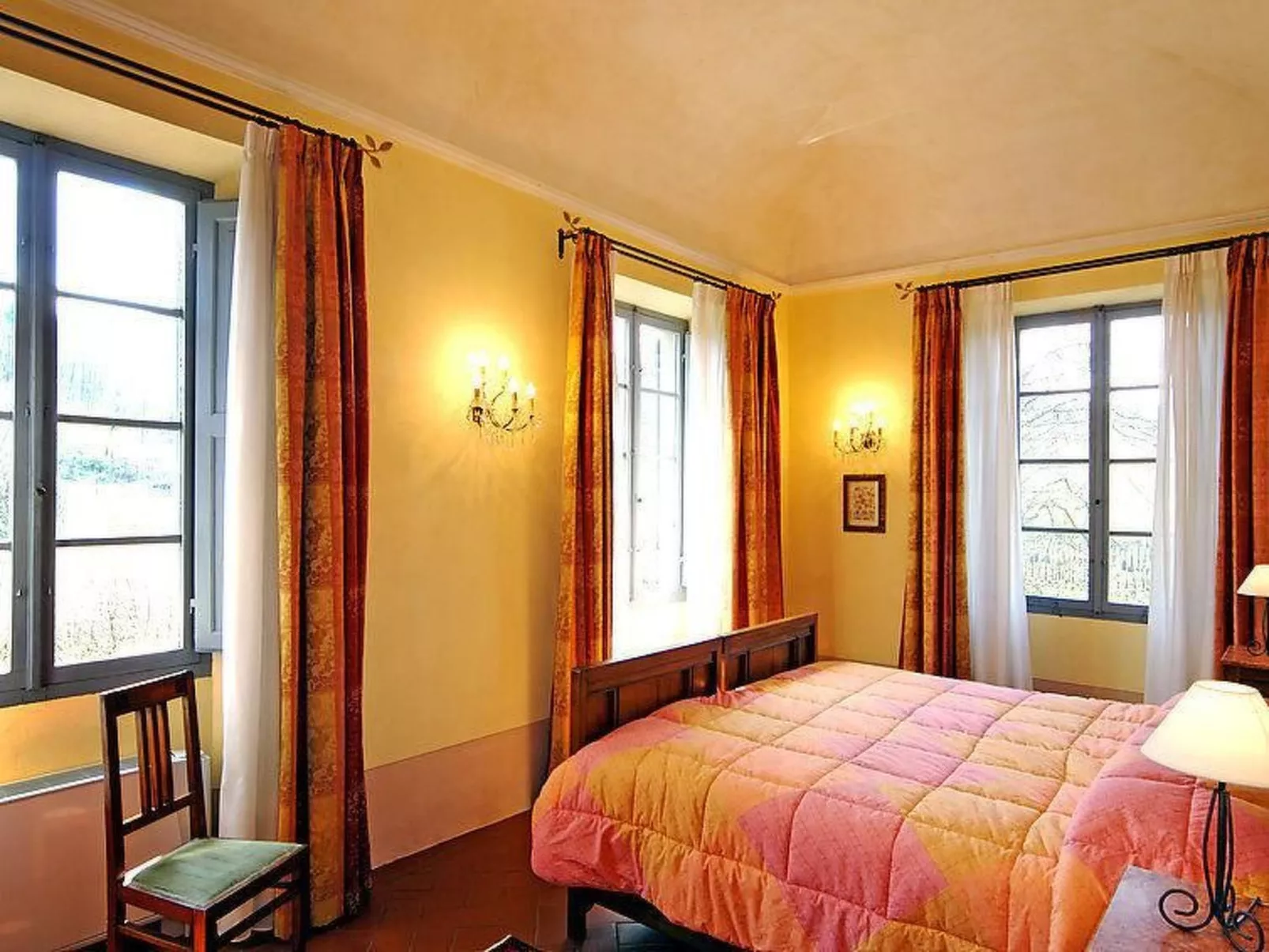 Villa 'Villa Salicone' mit privatem Pool-Binnen