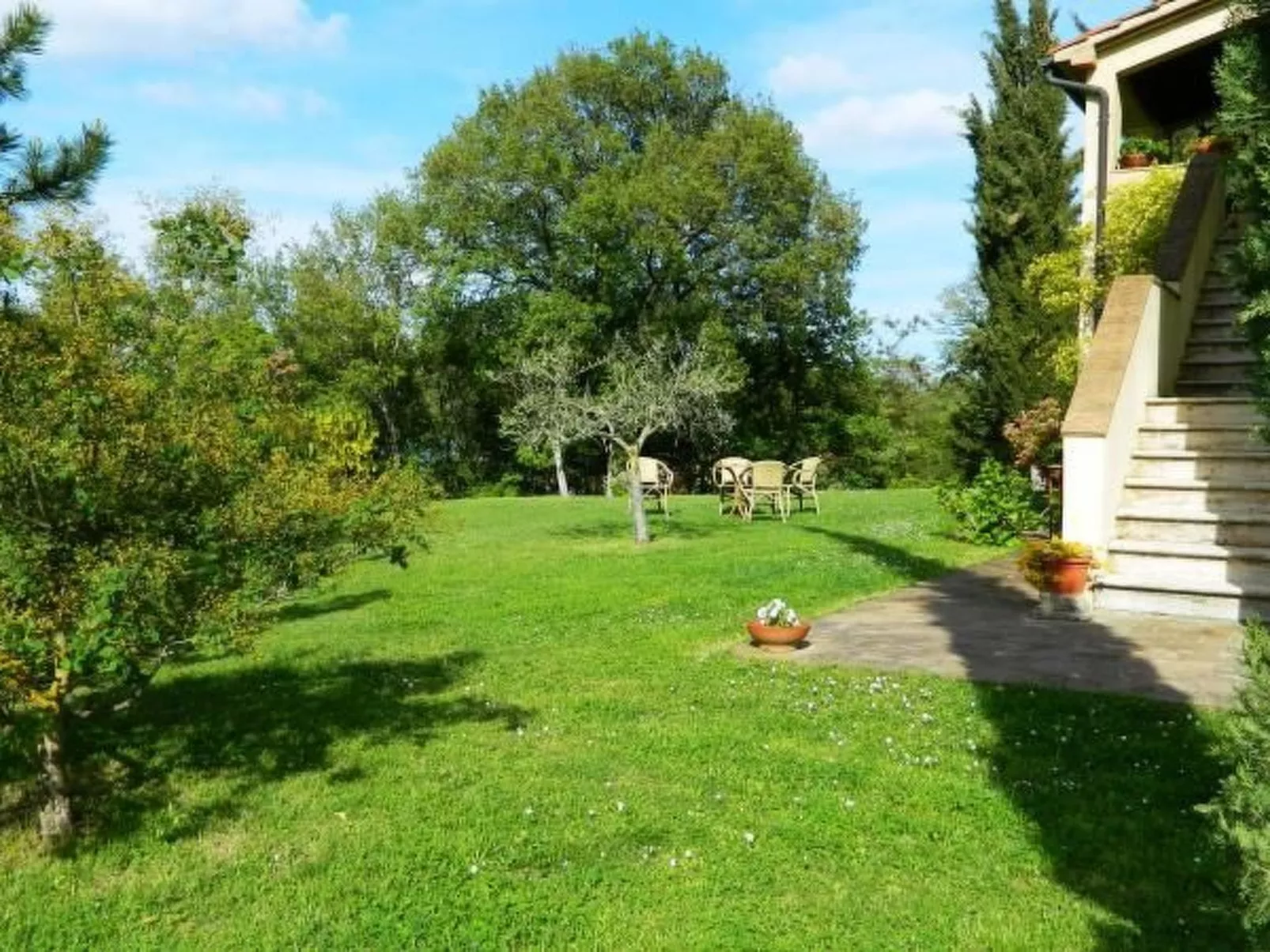 Haus Claudia mit schönem Garten-Buiten