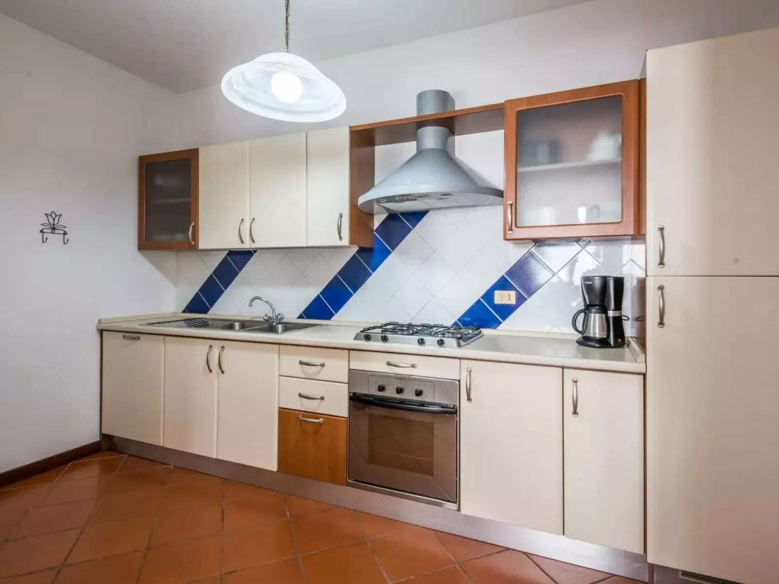 Wohnung mit Garten und oberirdischem Pool-Binnen