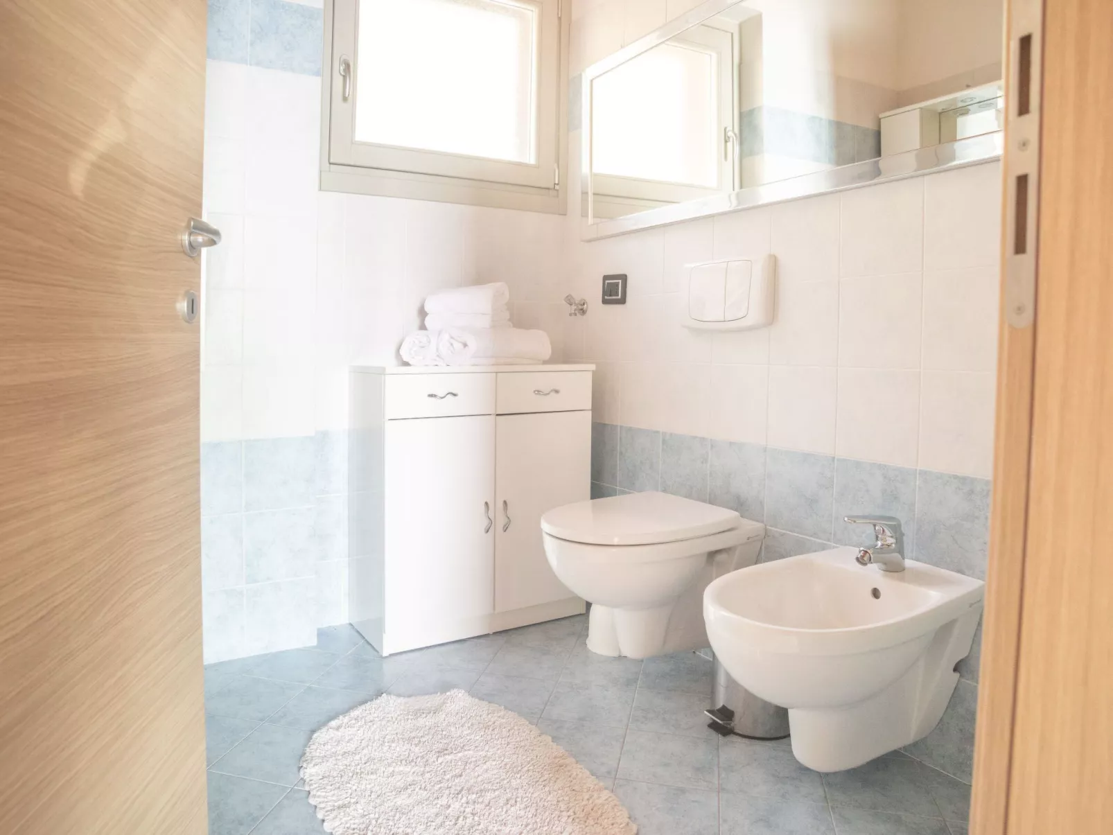 Terrazza a Lago - Zweizimmerwohnung mit Terrasse und Schwimmbad-Binnen