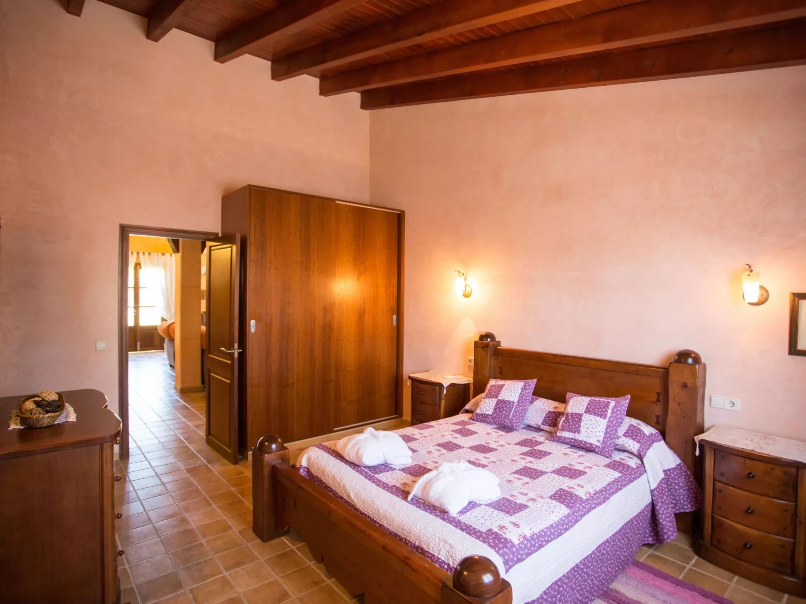 Finca mit Tennisplatz und Schwimmbad-Binnen