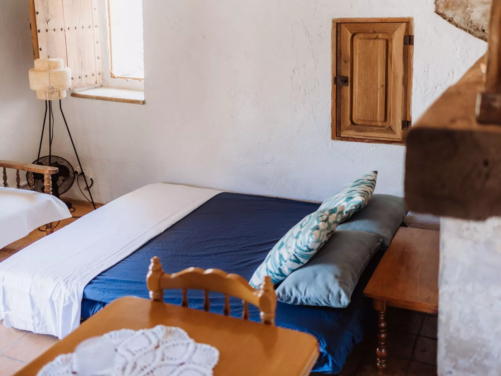 Mit eigenem Garten und Schwimmbad.-Binnen