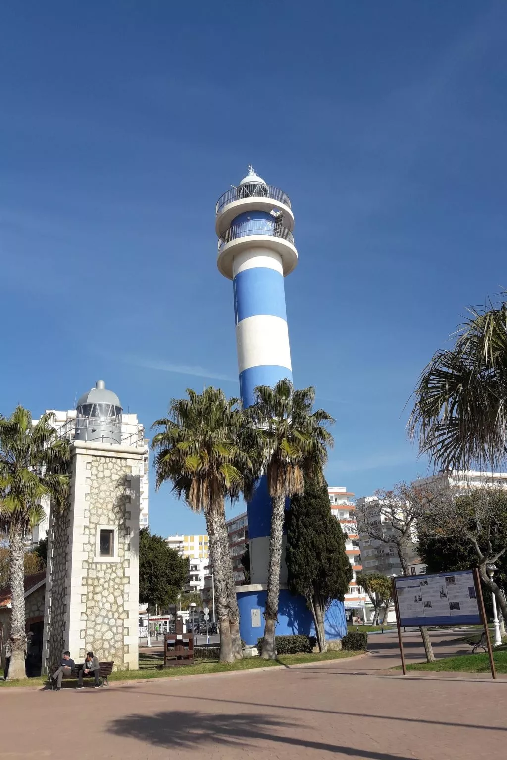 Schönes Landhaus mit Pool, Klimaanlage, Privatsphäre.-Buiten