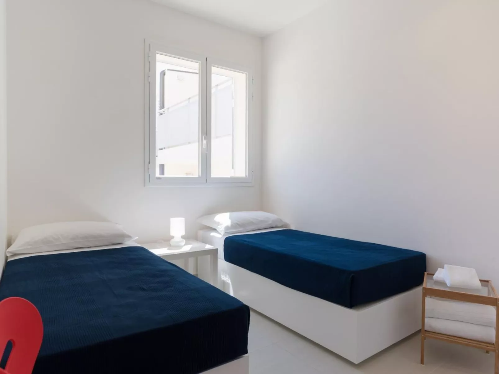 Appartamento con 3 camere da letto-Image-tags.info