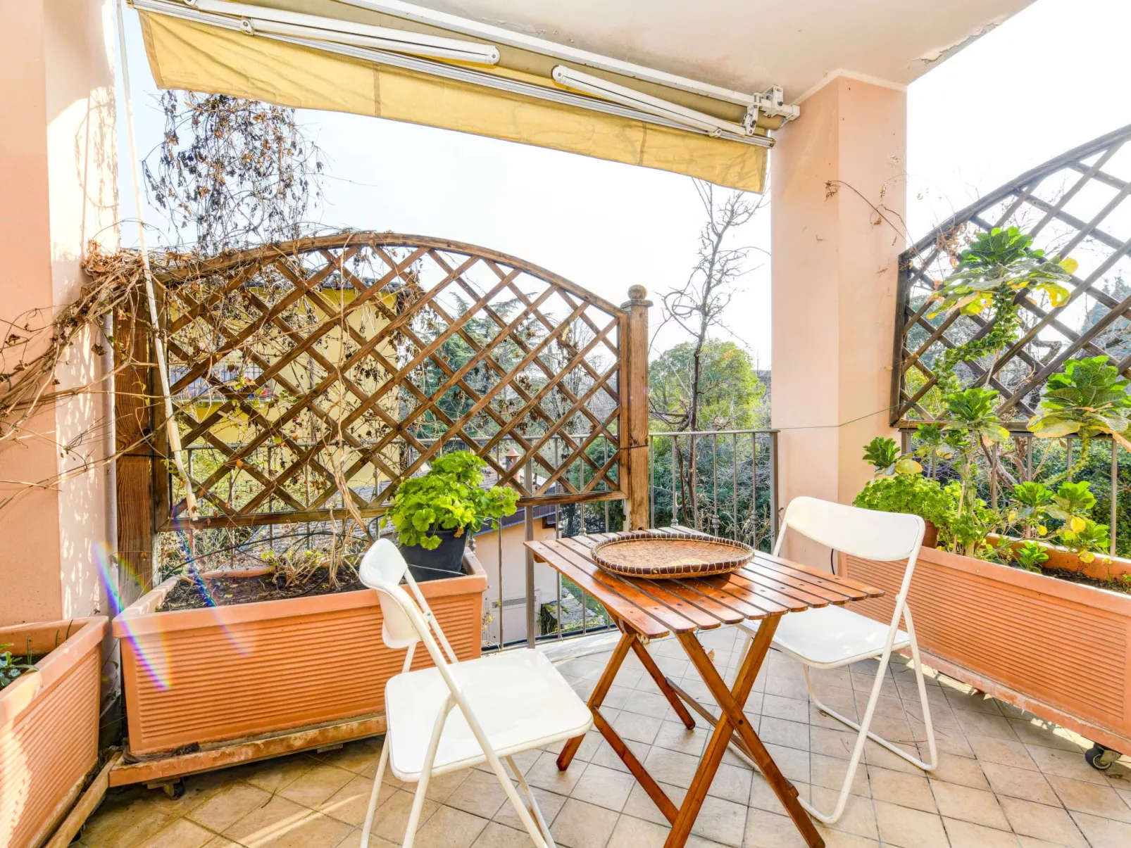 'Silvia2' mit privatem Balkon-Buiten