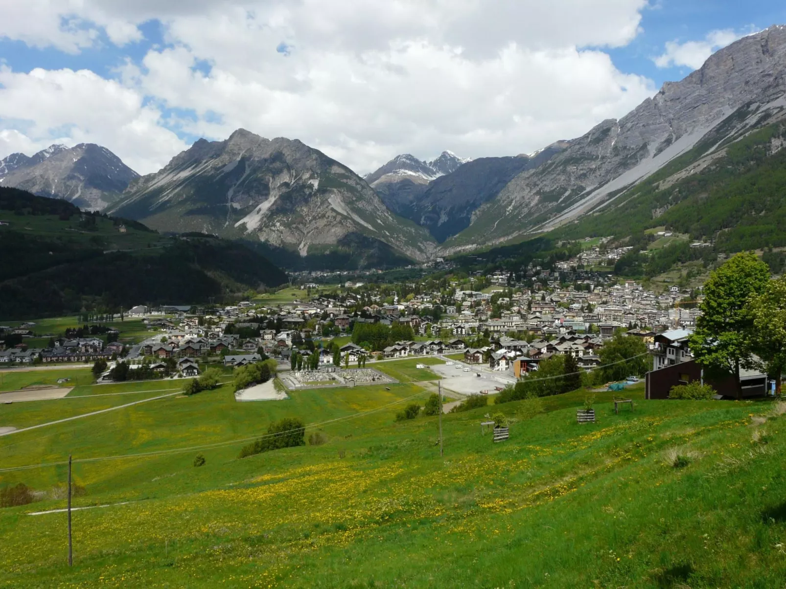 Wohnung 'Cornflower' mit privatem Balkon-Buiten