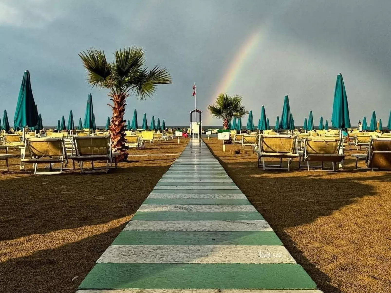 Flacher Strand und Zentrum, Privatparkplatz-Buiten