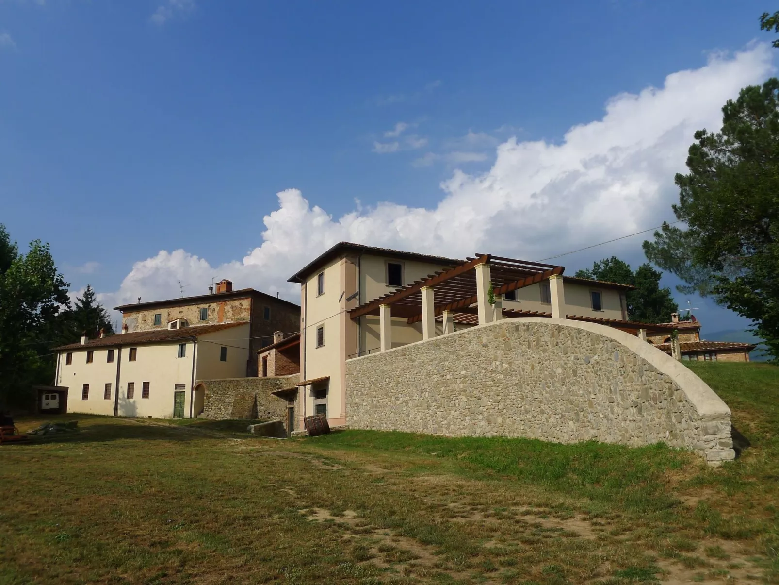 Gemütliche 1-Schlafzimmer-Wohnung in Reggello-Buiten