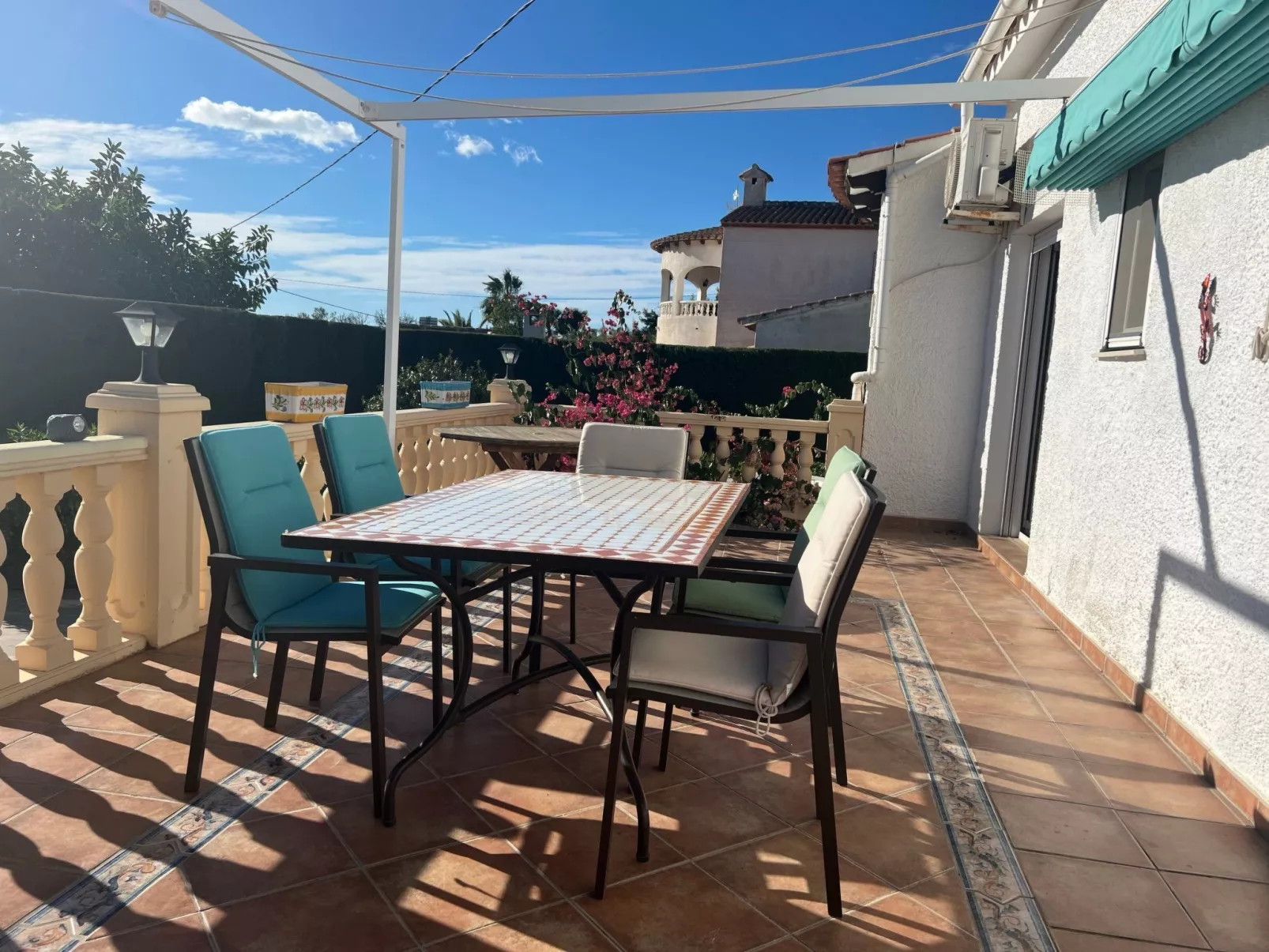 Schicker Bungalow in extrem ruhiger Lage und doch zentral gelegen-Image-tags.info