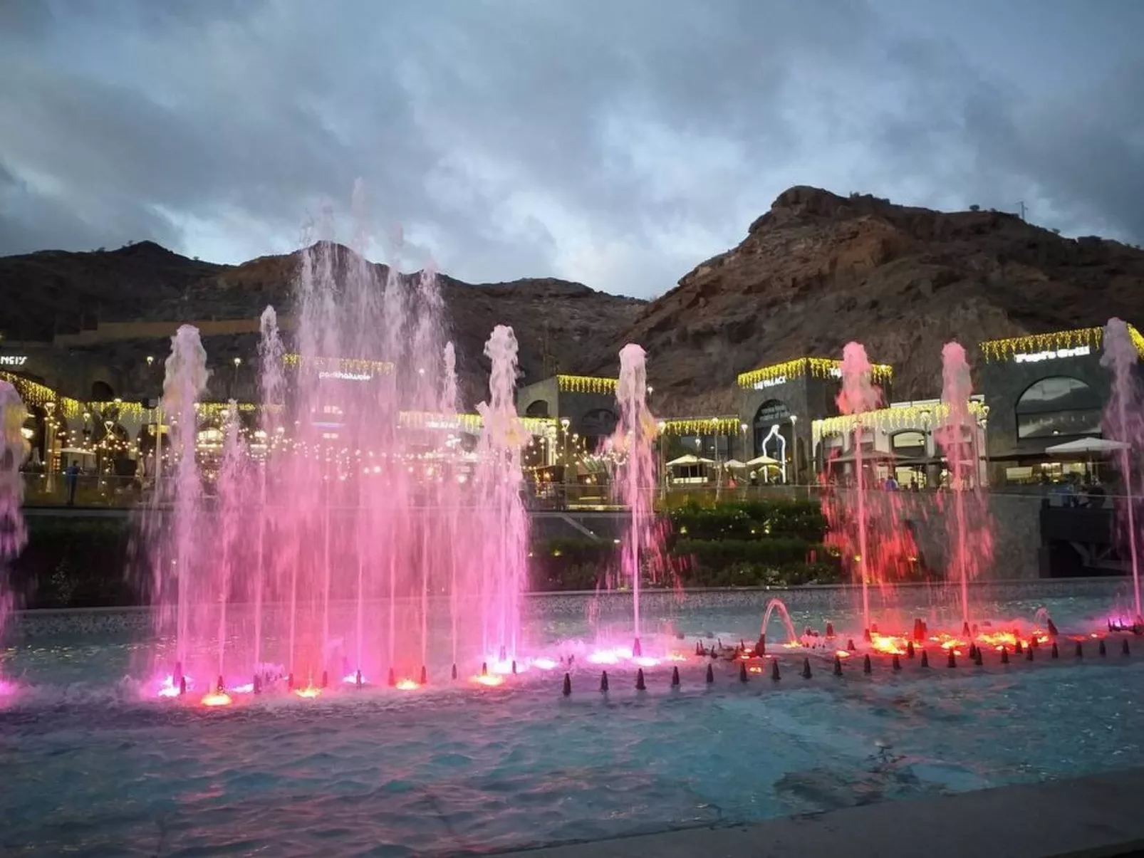 Luqillo-Image-tags.info