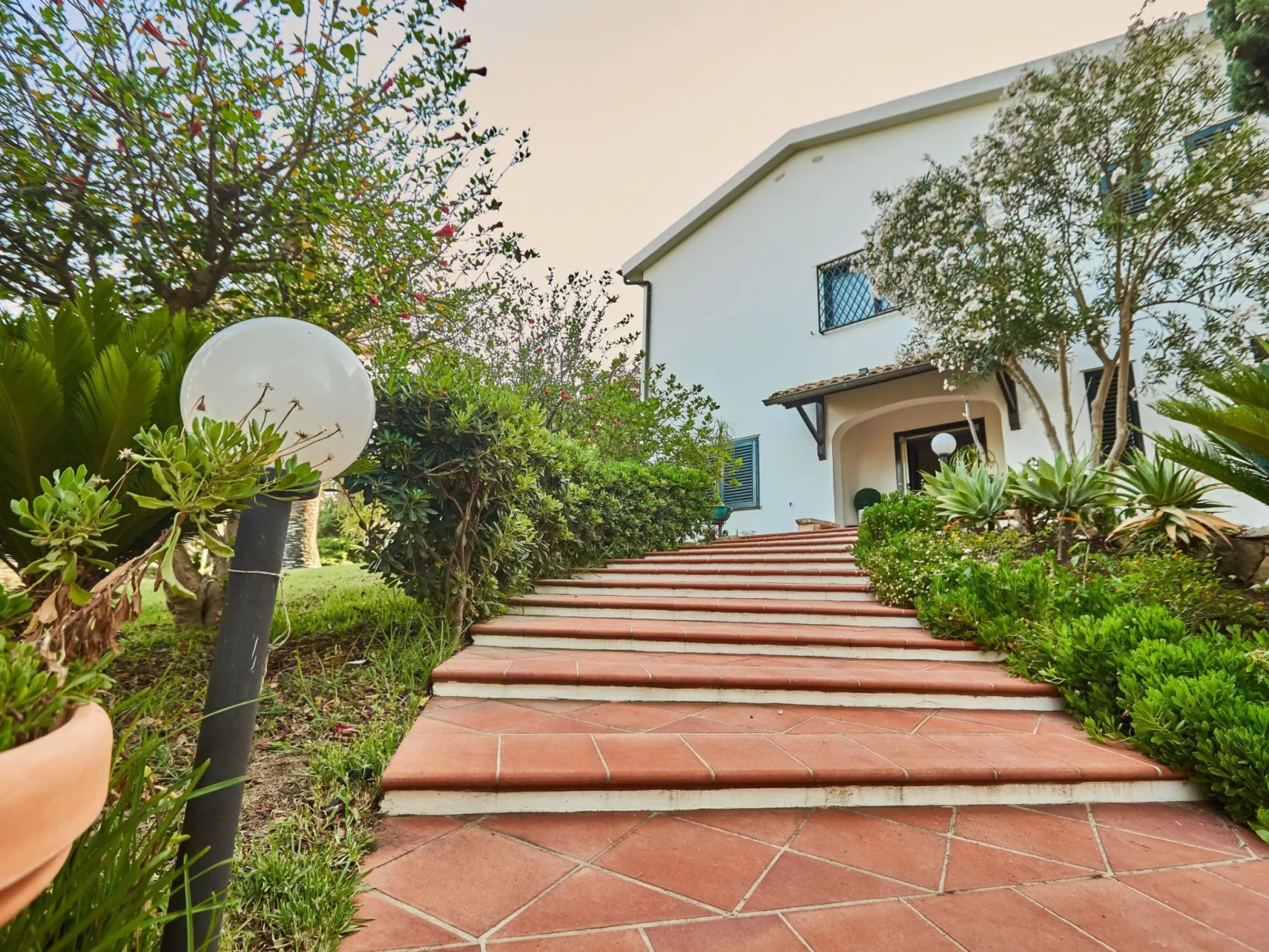 Für 15 Personen in Marina di Modica, Sizilien (Provinz Ragusa)-Buiten