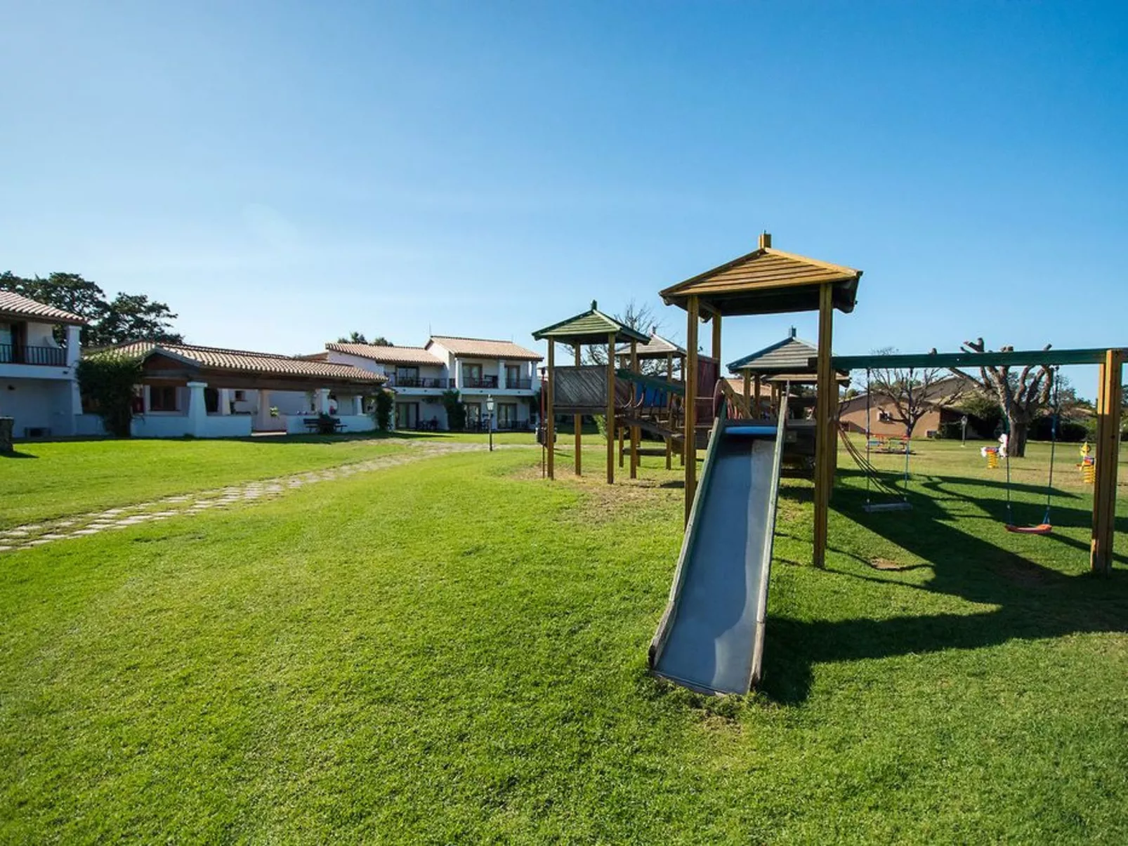 Apt. Eldi 2A, mit gemeinsamem Schwimmbad-Image-tags.info