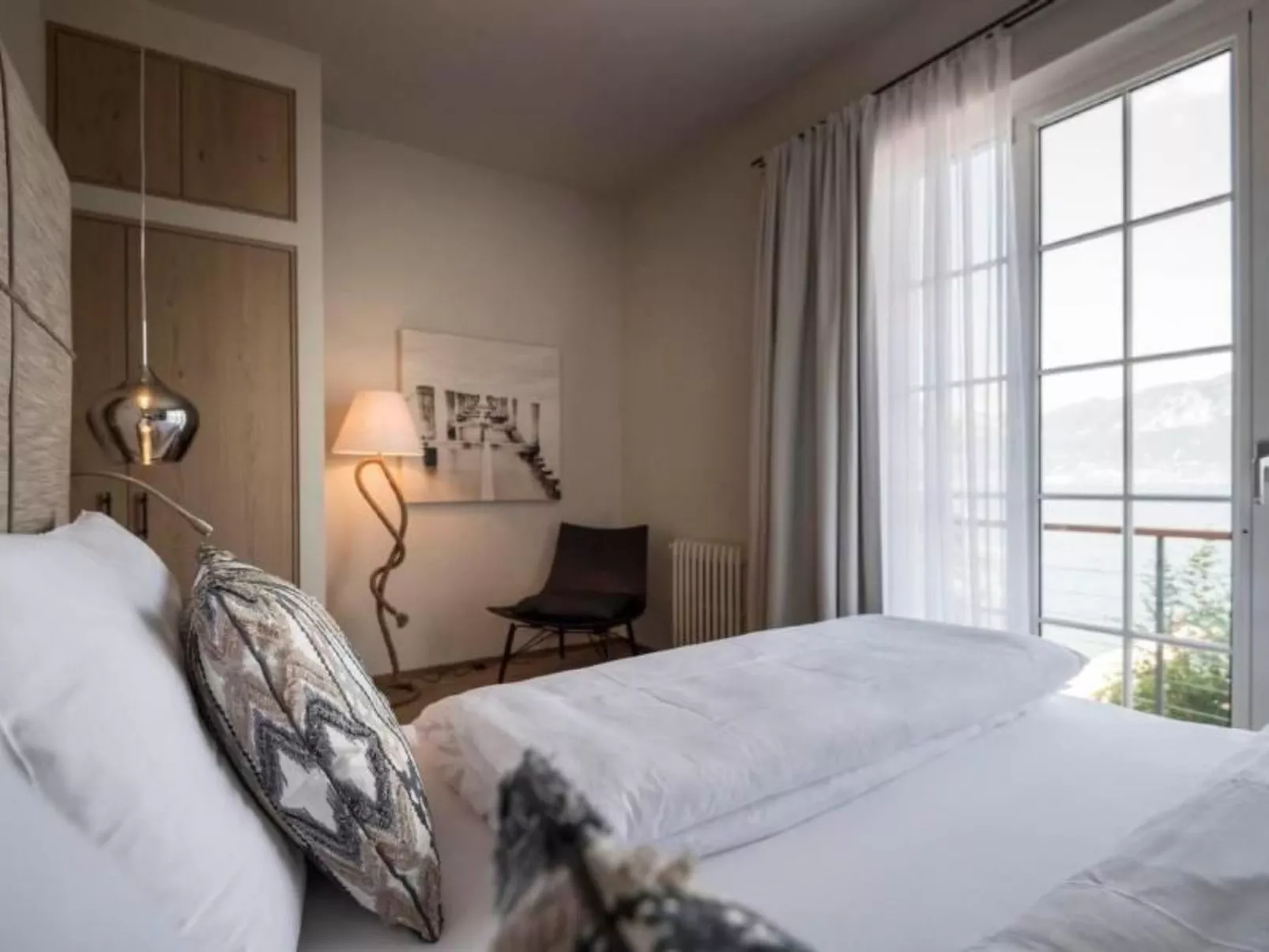 Luxusvilla am Gardasee mit privatem Badesteg-Binnen