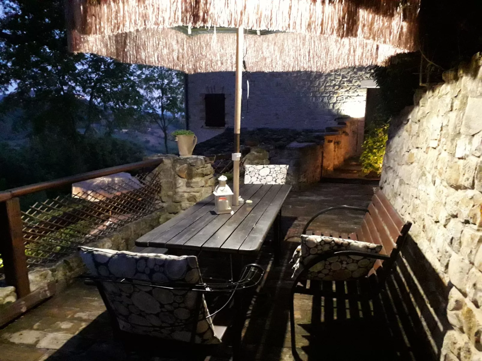 Charmante Wohnung, einzigartiges Panorama-Buiten