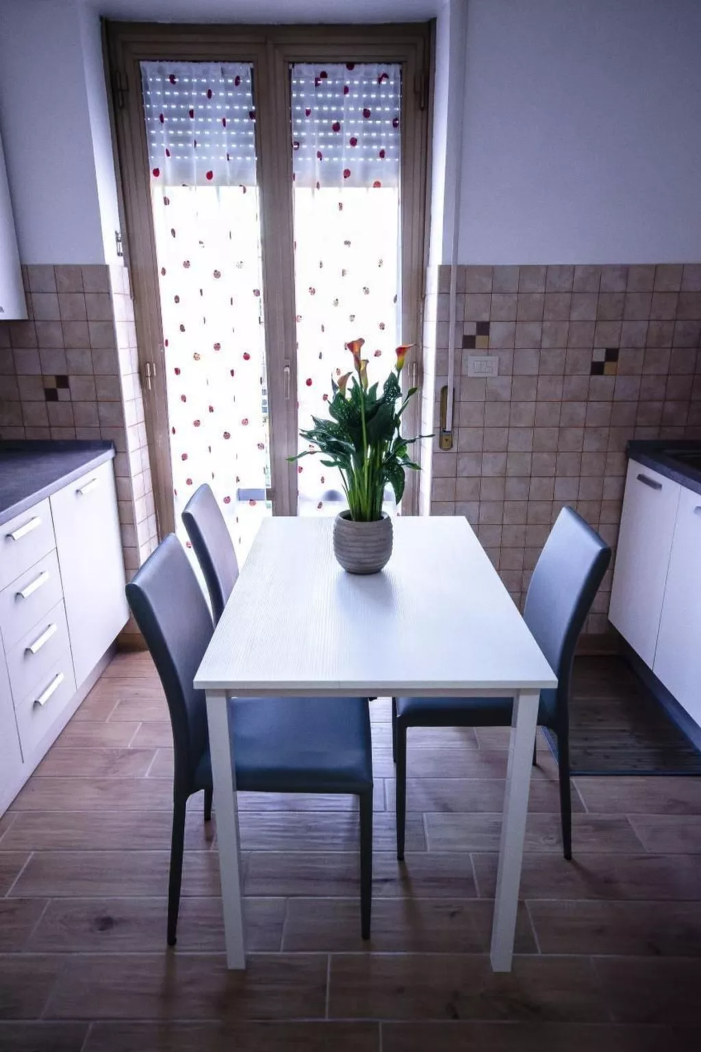 Wohnung in Quartiere Xxix Ponte Mammolo-Binnen