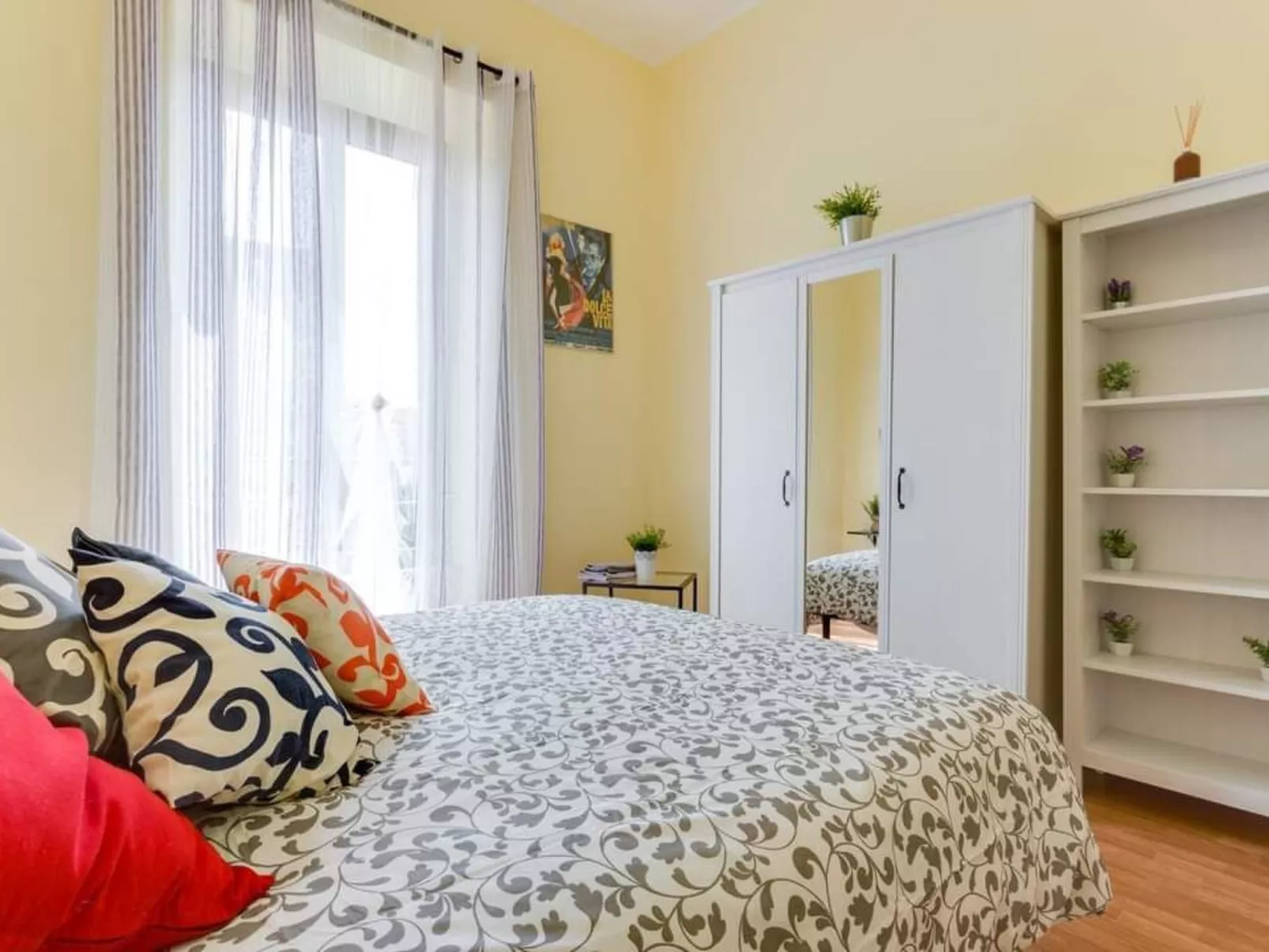 Doppelwohnung einen Steinwurf vom Vatikan entfernt-Binnen