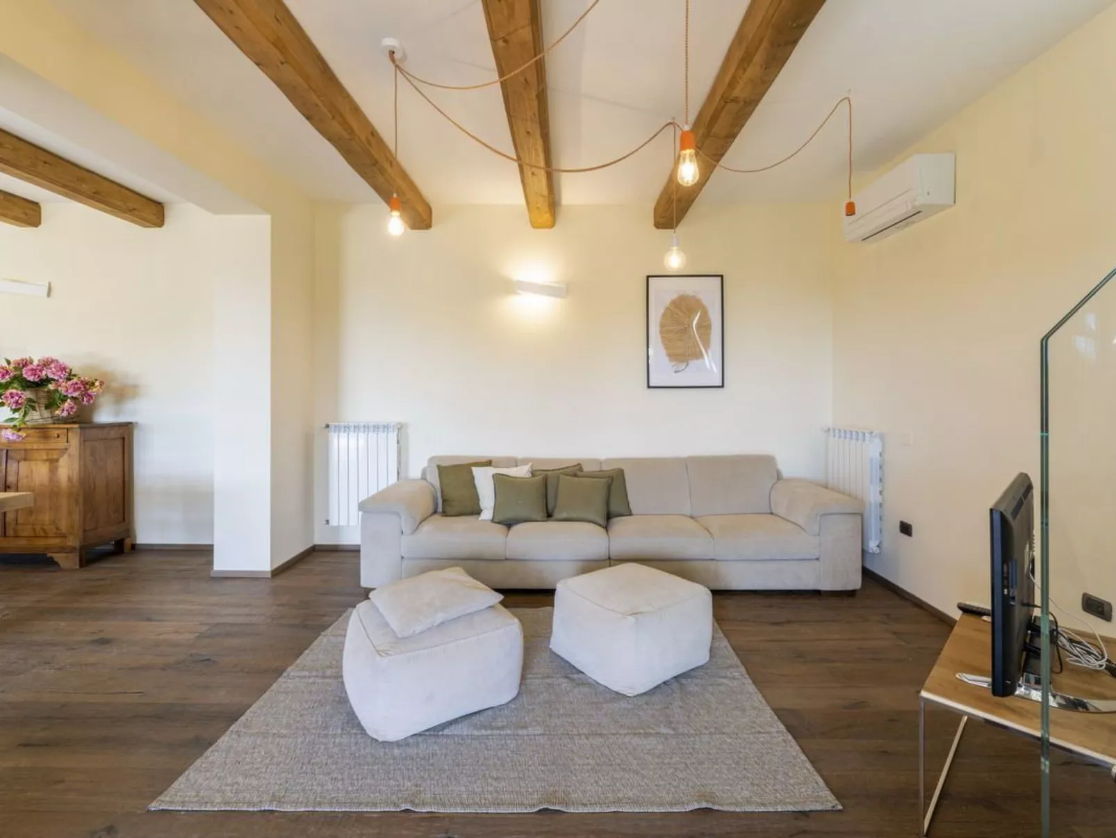 Wunderschöne Villa mit privatem Pool und Whirlpool-Image-tags.info