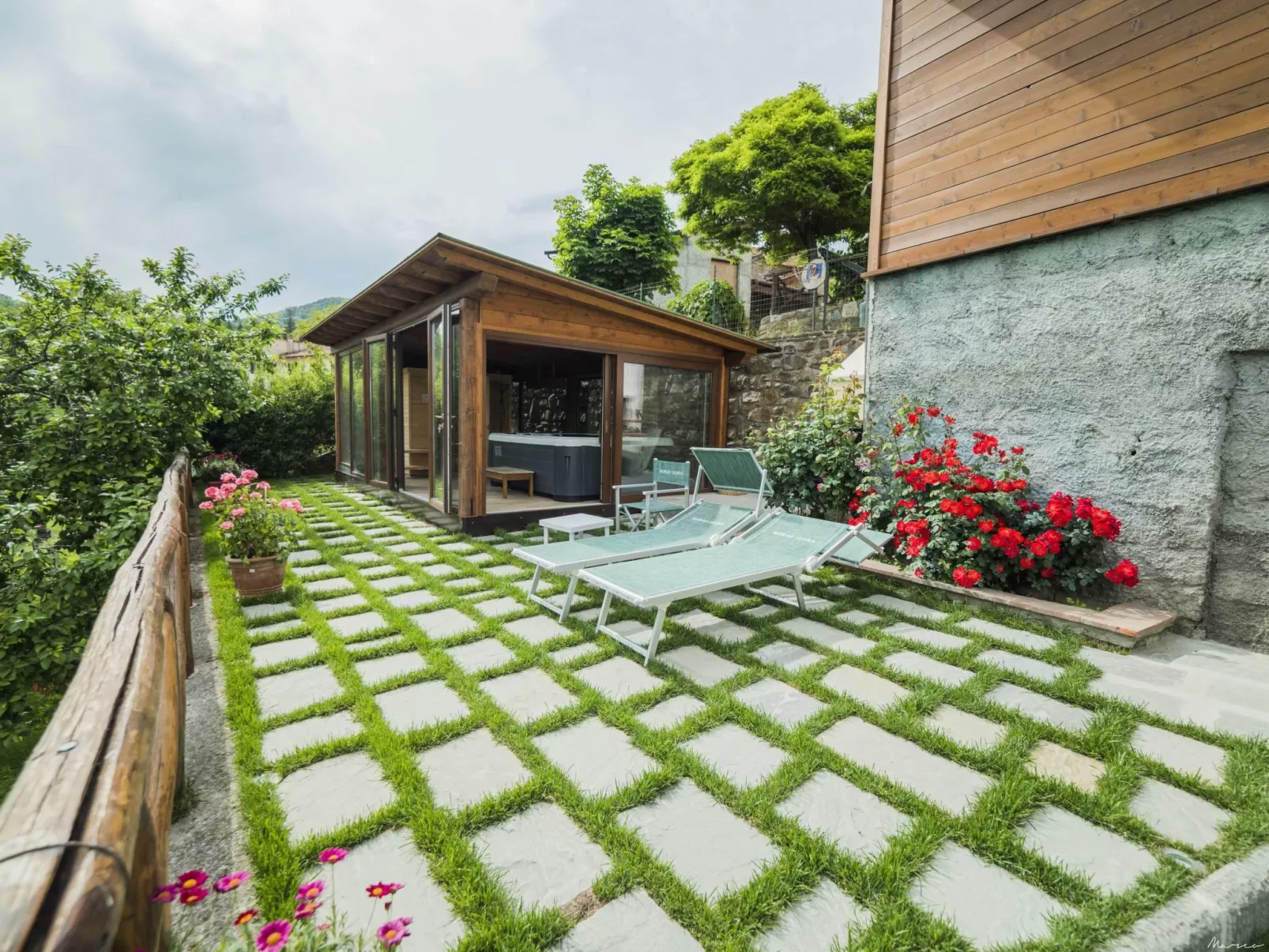 'Case Cioni-Focolare'.-Buiten