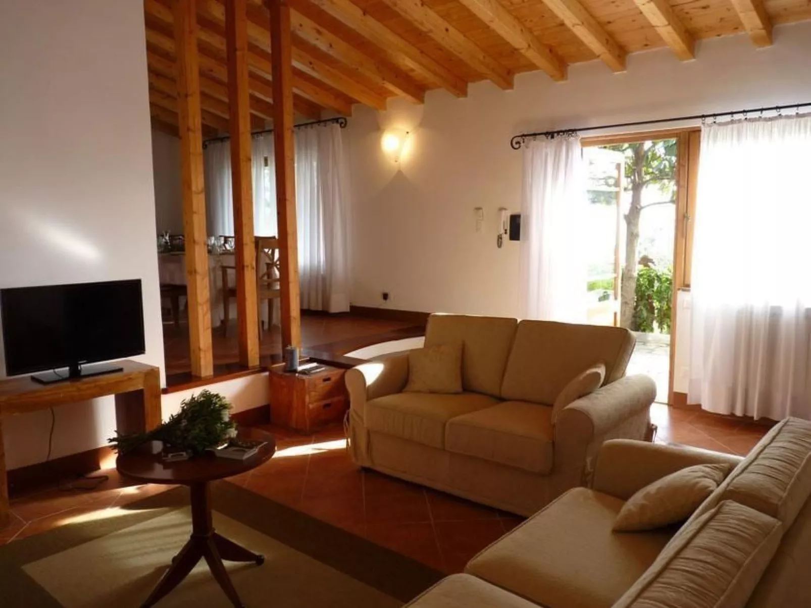 Tenuta "Dependance Cecilia" (Abhängigkeit Cecilia)-Binnen