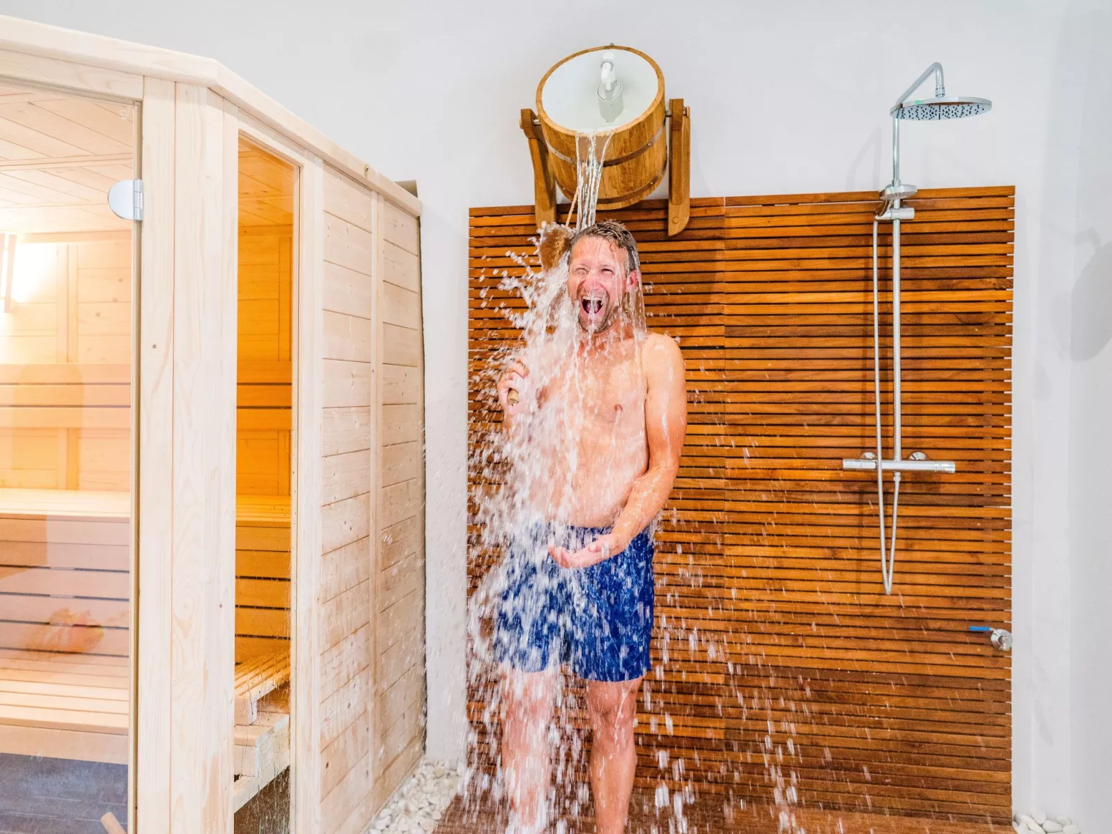 Luxuriöse Finca mit Pool, Spa und spektakulärer Aussicht-Binnen